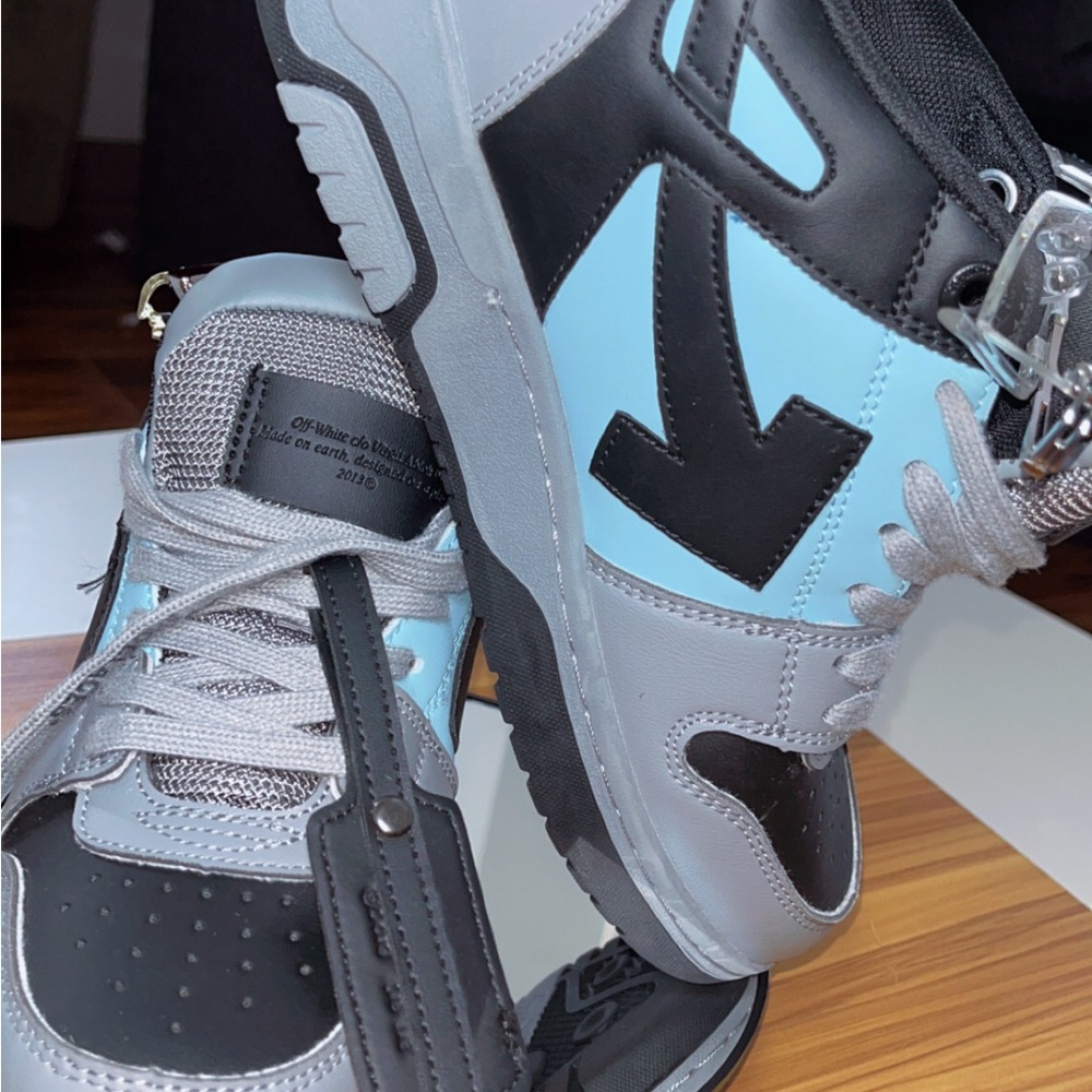 Off-White Out-Off Office Gray & Black & sky blue Sneakers - Picture 5 of 10